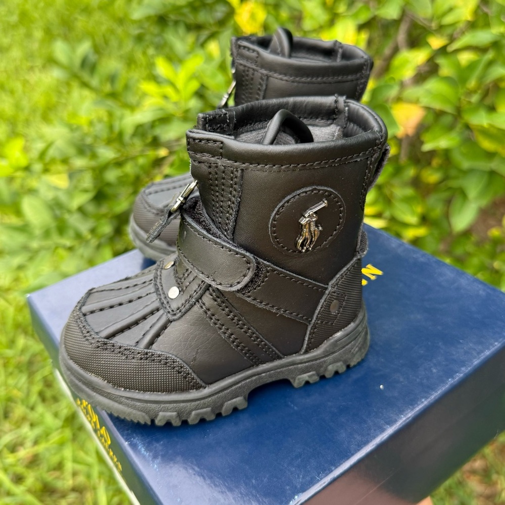 Ralph Lauren Black Kids Boots size 5 - Picture 1 of 6